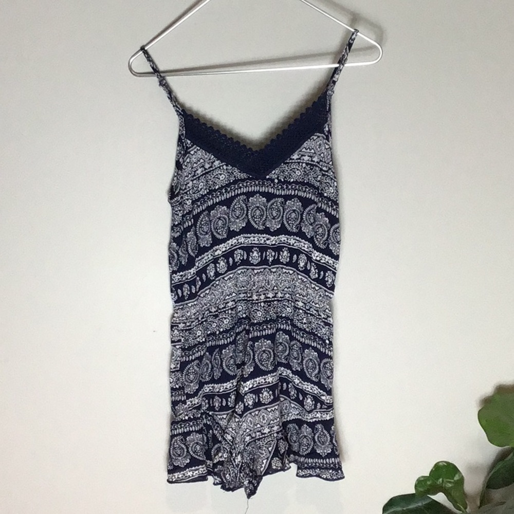 Band of Gypsies > Paisley Blue Romper Small - Picture 6 of 6